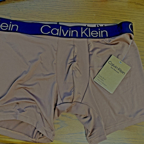 Nwt calvin klein men - nwt,